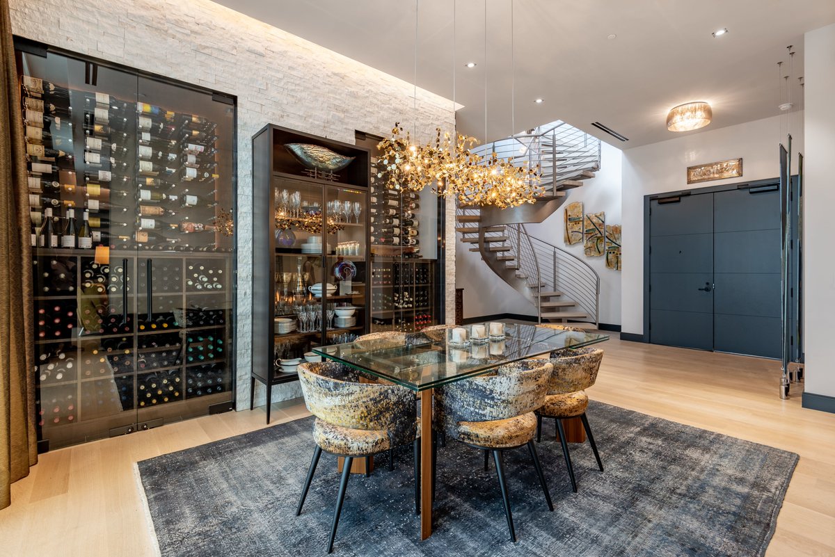 ArrowBArch's tweet photo. Arrow B had another opportunity to work with Citrus + Steel Interiors and served as architect of record for this exquisite penthouse in McGregor Square in LoDo. We are particularly proud of the dramatic spiral stair from the penthouse to the roof deck. https://t.co/JBdiun5Cf6