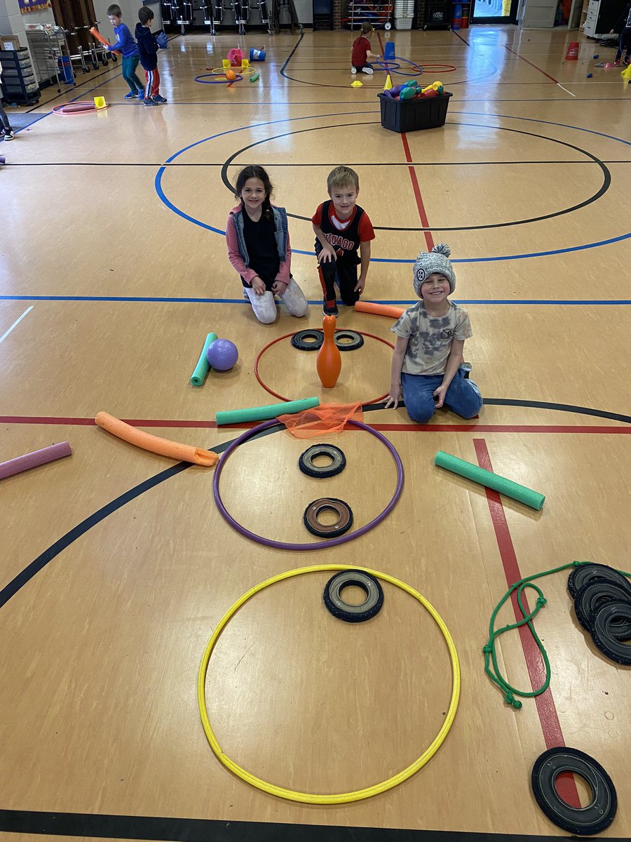 Who knew you could build a snowman with PE equipment? Kindergartners of course! #raviniarocks #112Leads
