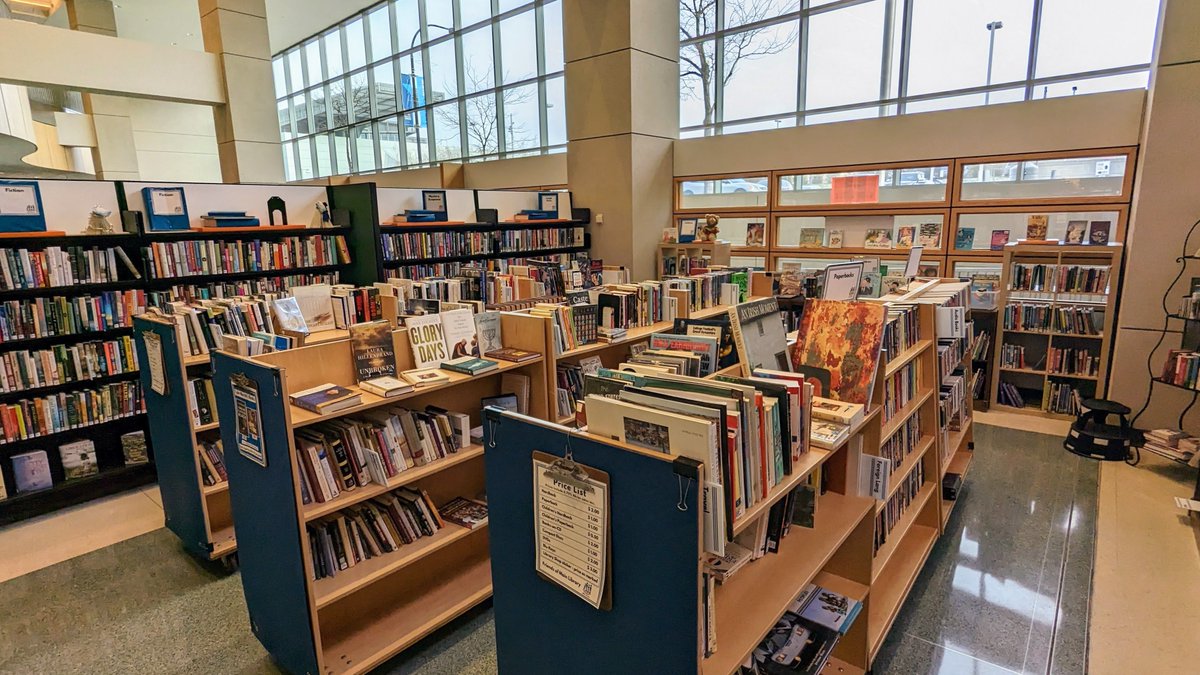 AkronSummit County Public Library on Twitter "Need a lastminute gift