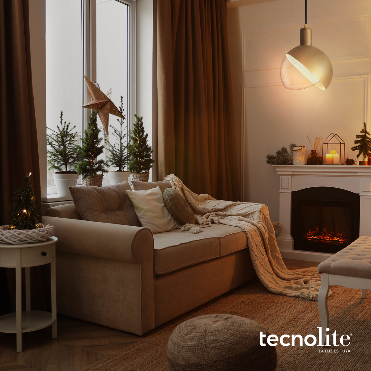 Esta #Navidad tus espacios pueden tener la luz perfecta para recibir a tu familia. 
Elige una de nuestras lámparas colgantes y el foco decorativo perfecto.