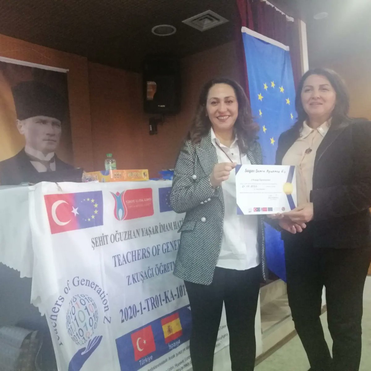 teachersofzgen1's tweet photo. Meslektaşlarımıza Katılımları için teşekkür ederiz. https://t.co/t9GaMEgmuH