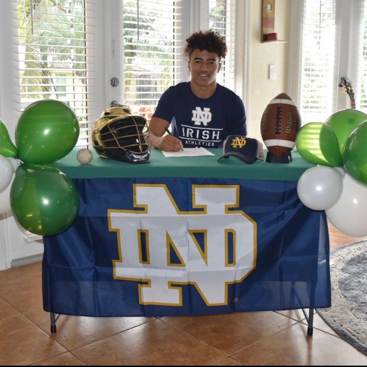 Locked in🍀🍀 let’s work💯