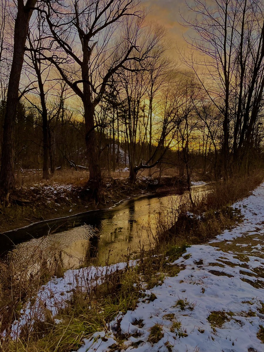 The Greenbelt keeps sprawl in check. It allows us to create healthy, equitable &amp; climate-friendly communities that are supported with farms &amp; nature! <a href="/GreenbeltAllies/">Greenbelt Alliance</a>