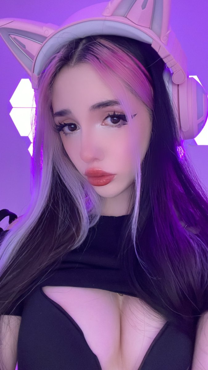 I miss u 🥰 https://t.co/7K3hblTDo4