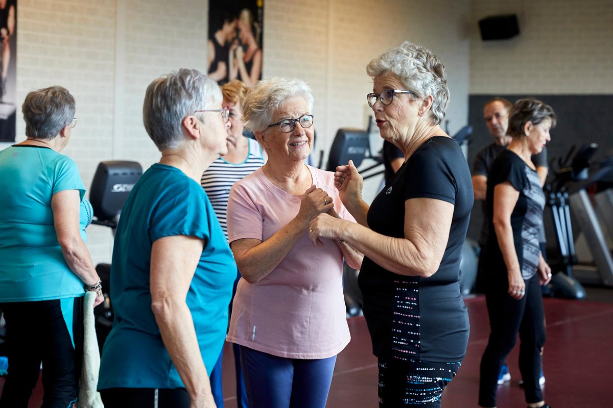 De laatste Gezond Leven-nieuwsbrief van 2022 is uit! Lees over online events rond #valpreventie voor #gemeente en #ggd en meer! > rivm.nl/nieuwsbrief?id… > 
Word ook abonnee > rivm.nl/abonneren/nieu…
#beleidsmaker #beleidsadviseur #beleidsmedewerker #leefstijl