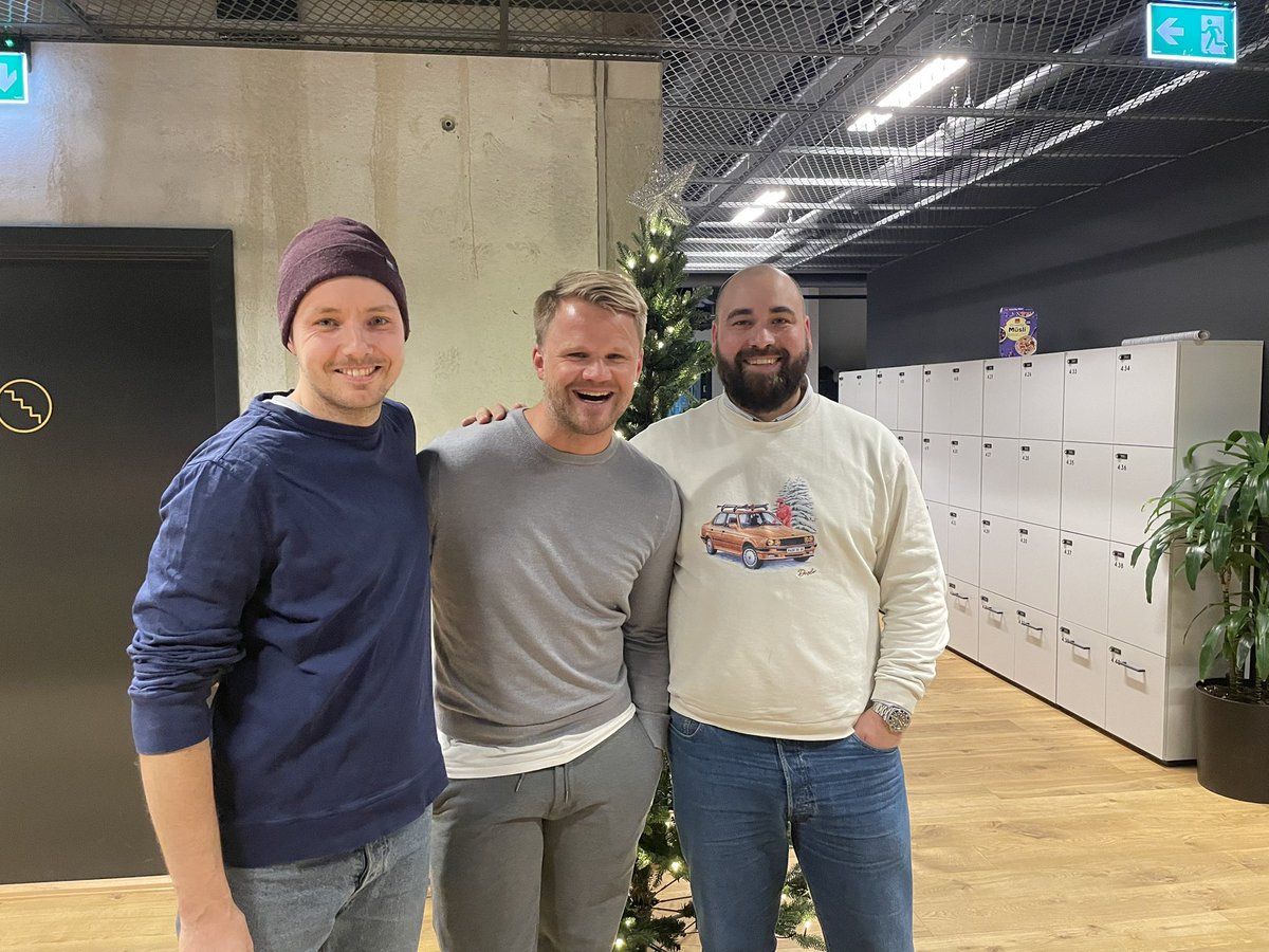 Wildcard FC (@wildcardfc) on Twitter photo Vi er tilbake! Sammen med <a href="/ViaplayJonas/">Jonas Bergh-Johnsen</a> loser vi deg gjennom den perfekte troppen etter pausen i tillegg til masse hygge. Meep meep Vi er tilbake! Sammen med <a href="/ViaplayJonas/">Jonas Bergh-Johnsen</a> loser vi deg gjennom den perfekte troppen etter pausen i tillegg til masse hygge. Meep meep