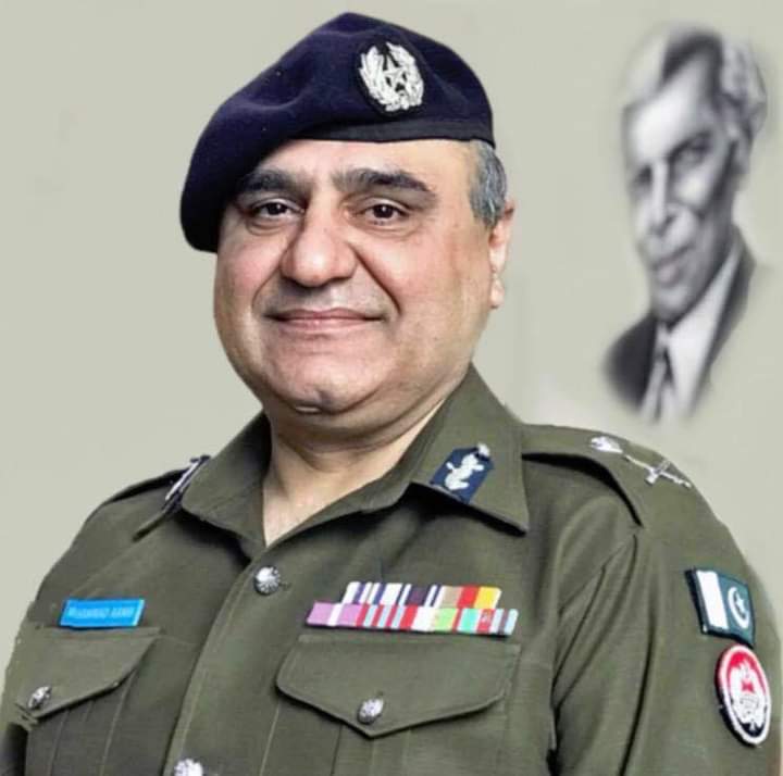 OfficialDPRPP's tweet photo. محمد عامر ذوالفقار خان کو آئی جی پنجاب تعینات کر دیا گیا۔ وفاقی حکومت نے ان کی تعیناتی کا نوٹیفیکشن جاری کردیا۔ محمد عامر ذوالفقار اس سے قبل آئی جی نیشنل ہائی ویزاینڈ موٹروے پولیس، آئی جی اسلام آباد پولیس، ایڈیشنل آئی جی آپریشنز پنجاب سمیت متعدد اہم عہدوں پر تعینات رہ چکے ہیں۔ https://t.co/6FNq85REkm
