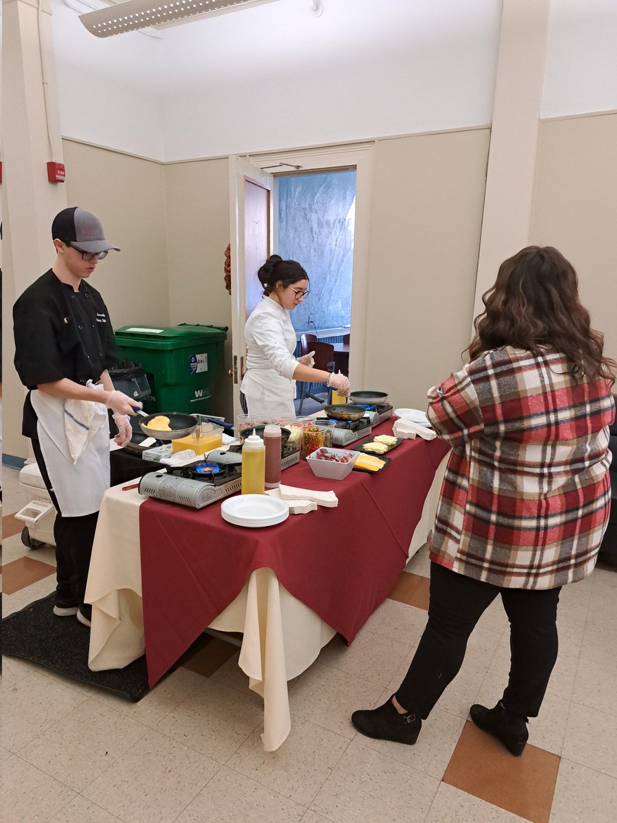 CranstonSchools's tweet image. Thanks to the @CACTConline Culinary students for their amazing brunch for the Briggs staff today! @JeannineNota
#wearecranstonpublicschools #cpsed