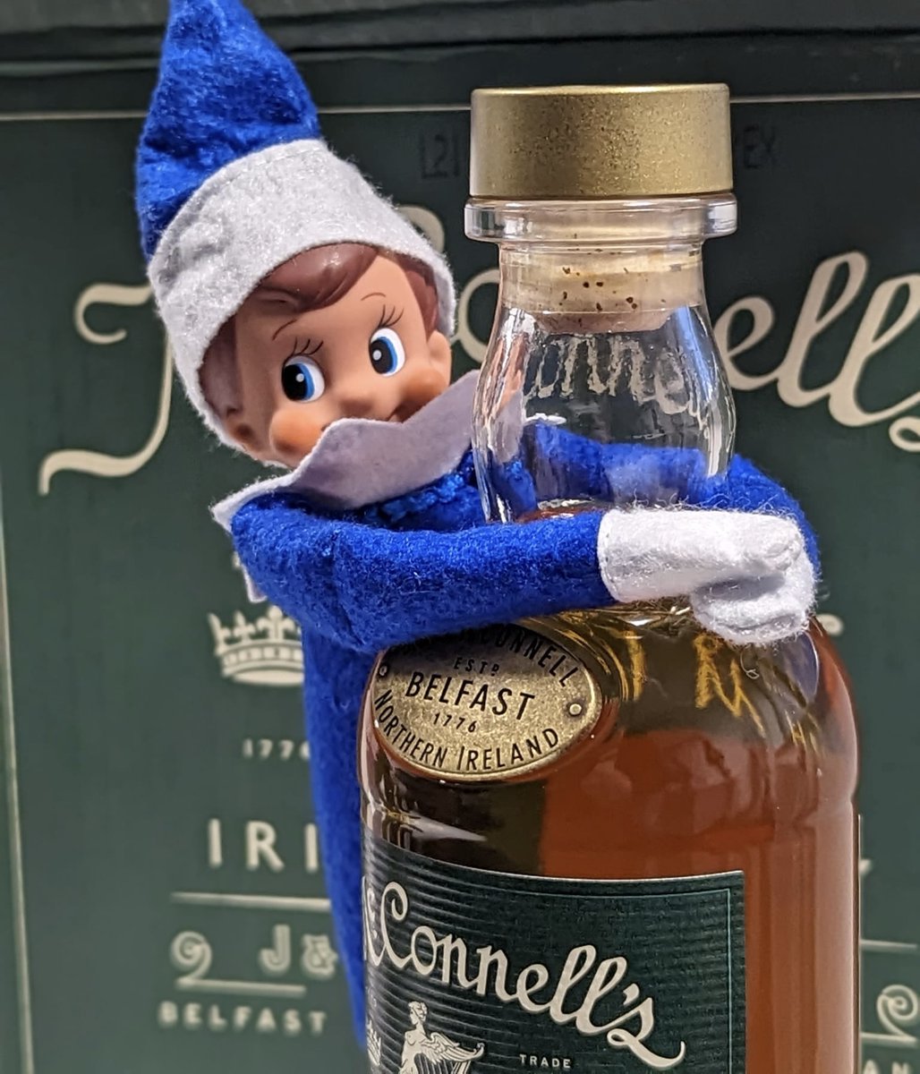 four_gears's tweet photo. Thank you to the team at @Belf_Distillery  for supplying us with the delicious McConnell's Irish Whisky for our client Christmas gifts this year 🎁🎄 

Your top-quality McConnell's Whisky has really made our holiday gift-giving extra special!  🙌 https://t.co/LMolsuEnJd