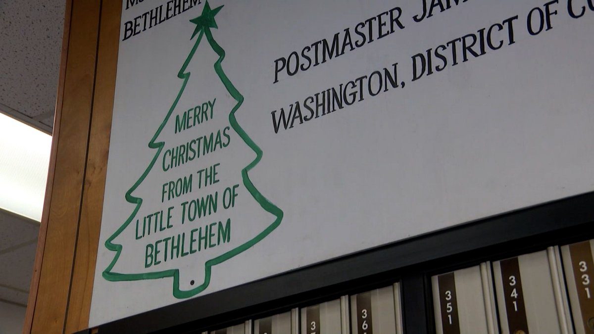 bradenCNN's tweet photo. from @News12CT: Check out this cute holiday story about Christmas mail from the little town of Bethlehem. VO/SOT NE-009WE &amp; NE-010WE
https://t.co/pr8hrMRv1x https://t.co/w1wUwRpLMW