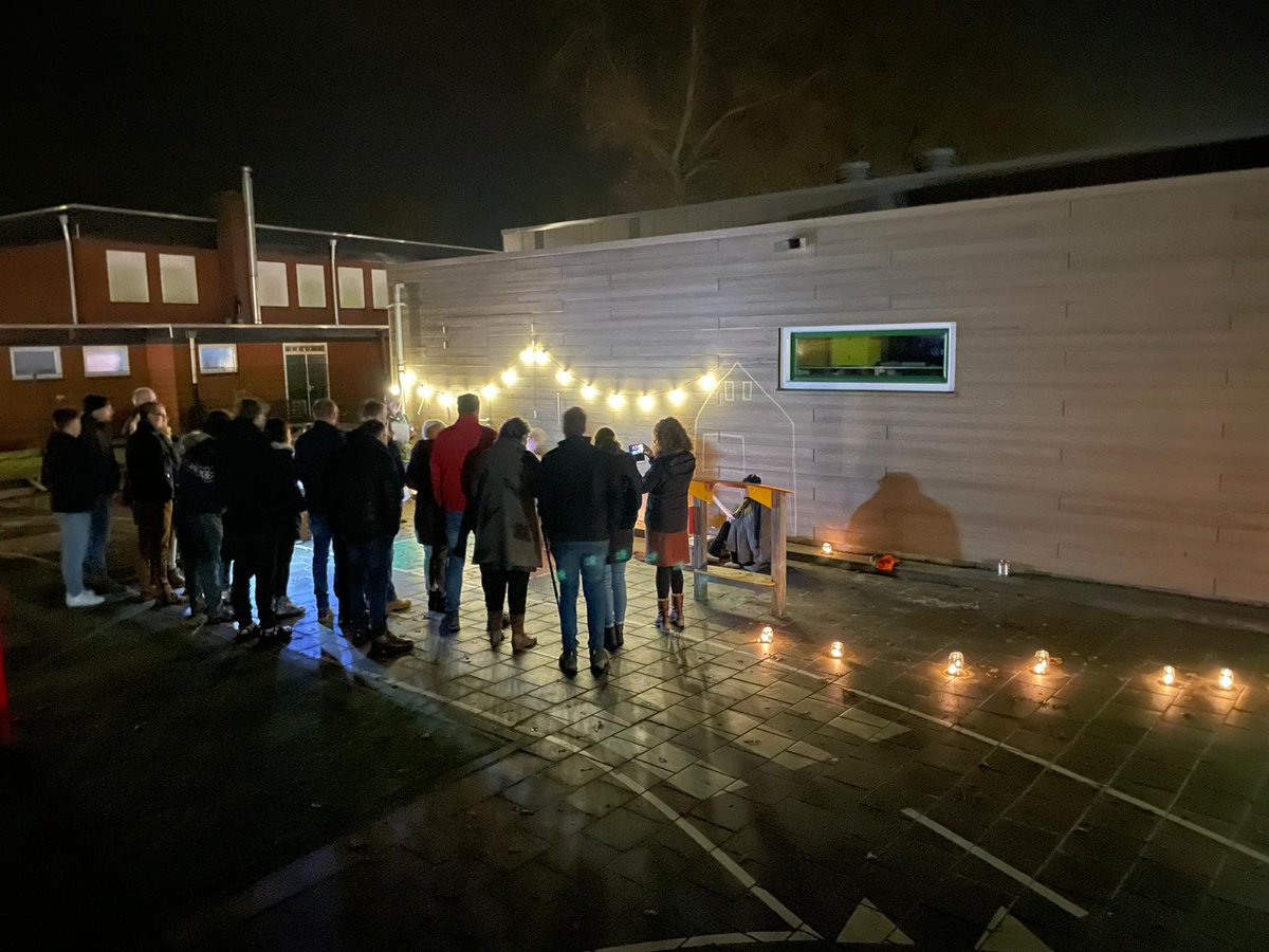 gbs_Klimop's tweet photo. We kijken terug op een prachtige avond waarin met de leerlingen het verhaal van de komst van Jezus mochten vertellen.
#kerst #lichtindewereld https://t.co/pu6yeiB63N
