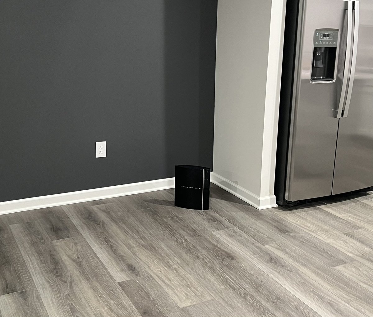 Ryan Biniecki tweet media