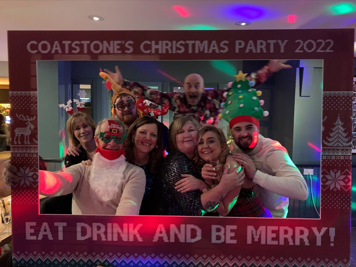 A huge thank you to all the staff at Coatstone Surfacing in Swindon for raising £500 for @CALMCharity from their Christmas raffle 🎄🎅🎗️