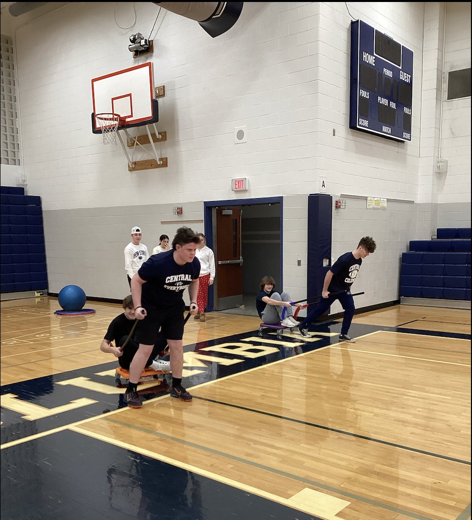 CCHSHealthPE's tweet photo. Holiday themed relay races today! 
Sleigh Ride, Snowball Roll, Injured Reindeer Run, and Igloo Build
Happy Holidays to all! Enjoy your break! https://t.co/UhPD5pqPoc