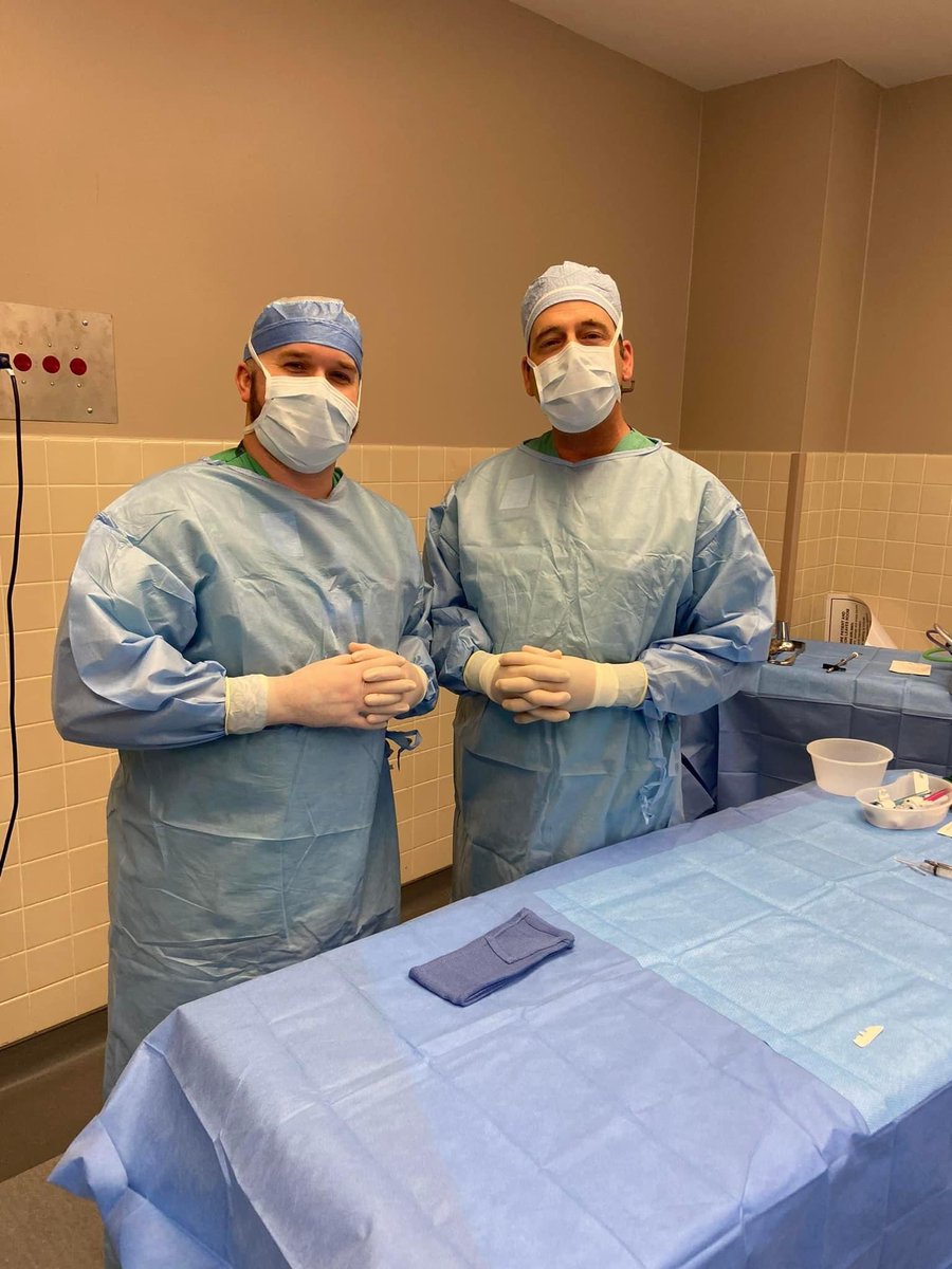 DOsofMOMA's tweet photo. ⭐️ Look at our 2022 MOMA Preceptor of the Year, Ashley Hood, DO, and 2022 MOMA Student Doctor of the Year, Eric Warren, OMS III, joining forces on clinical rotations this month! So proud to see our #DOsofMOMA &amp; #StudentsofMOMA working together! Keep up the strong work!  #DOProud https://t.co/zJMOCmAjsn