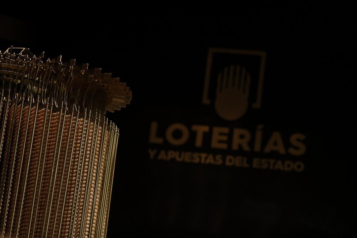 Llegó el gran día!! Puedes seguir el sorteo a partir de las 09:15 horas en <a href="/La1_tve/">La 1</a>  de <a href="/rtve/">RTVE</a>  y en la plataforma  <a href="/rtveplay/">RTVE Play</a> #LoteríaRTVE
¡¡ Mucha suerte a todos!!