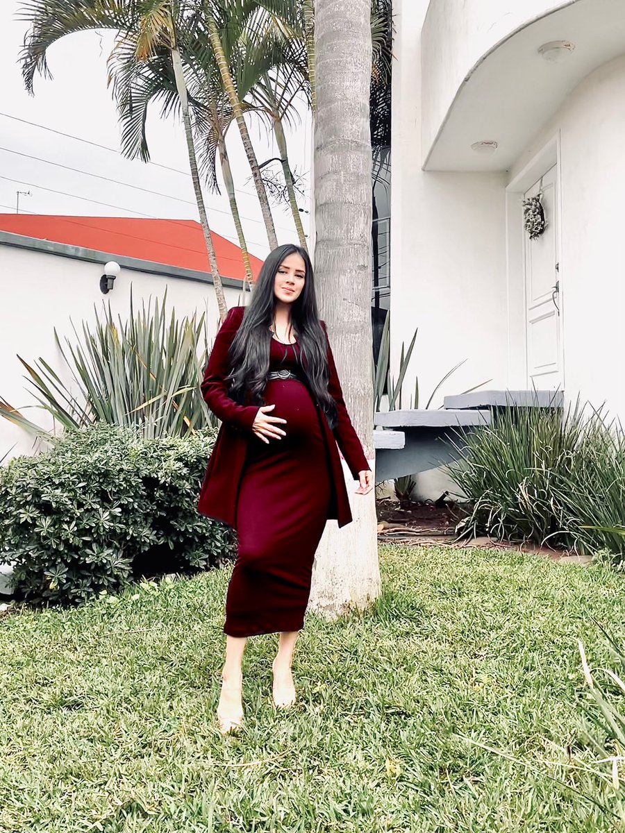 AhirasummerAlt's tweet photo. Happy Birthday to Me ✨ 
Agradecida con Dios por la vida que me presta, no se necesita un cumpleaños para celebrar o dar gracias, cada día es una oportunidad que Dios nos presta y es motivo para ser agradecidos y no olvidar sus favores recibidos. ✨ https://t.co/4PpTDOzBAj