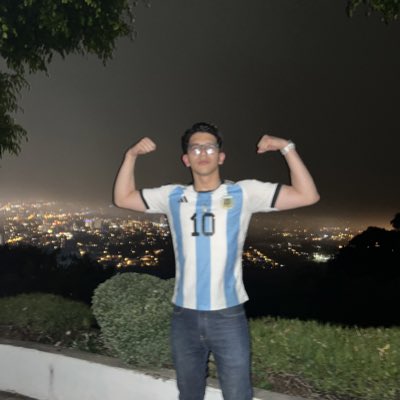 DavidDgv124's tweet photo. 18/12/22 CAMPEONES DEL MUNDO🇦🇷🌎 https://t.co/ajUXinrUkh