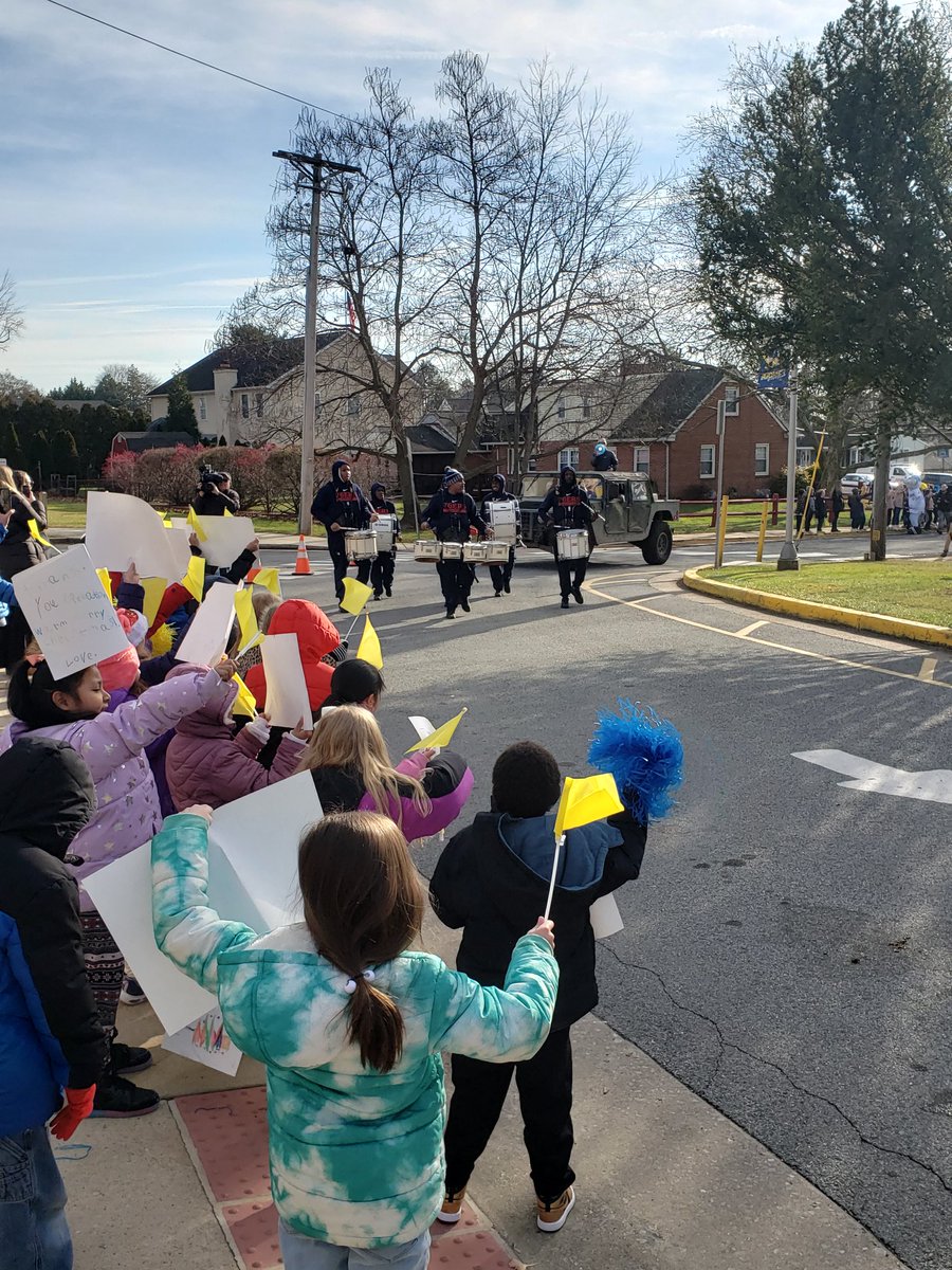 oc_christine's tweet photo. Parade day for @RicheyRabbits! New coats for every student!
@OperationWarm 
@RicheyPrincipal 
@APRicheyRabbit https://t.co/Tact2jnBBC