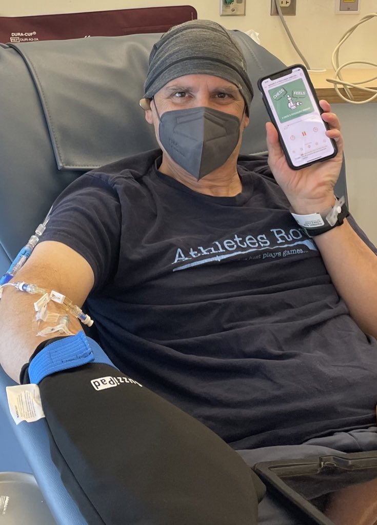scottfischbein's tweet photo. @chessfeelspod makes everything better… even chemo! #chesspunks https://t.co/1Tvfisuq9H