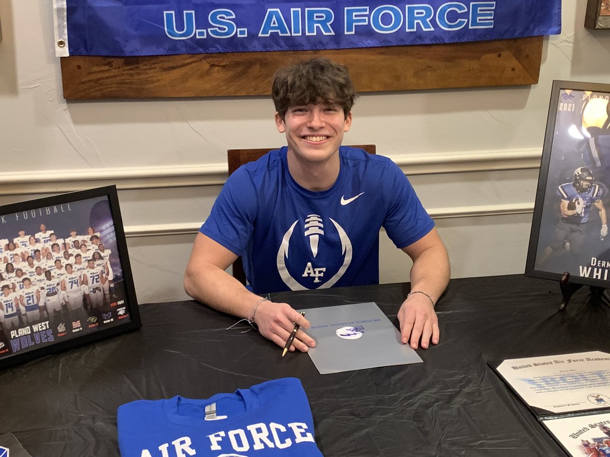 Glad to say it's official!! <a href="/AF_Football/">Air Force Football</a> <a href="/AF_FBRecruiting/">Air Force Football Recruiting</a> <a href="/MountainWest/">Mountain West</a> <a href="/coachskene3/">Brett Skene</a>
