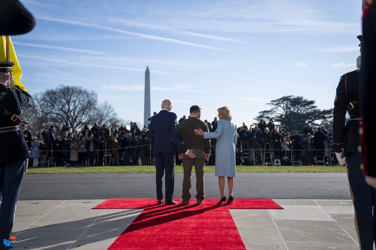 EllisWa38451751's tweet image. “Nice ass, Volodymyr”