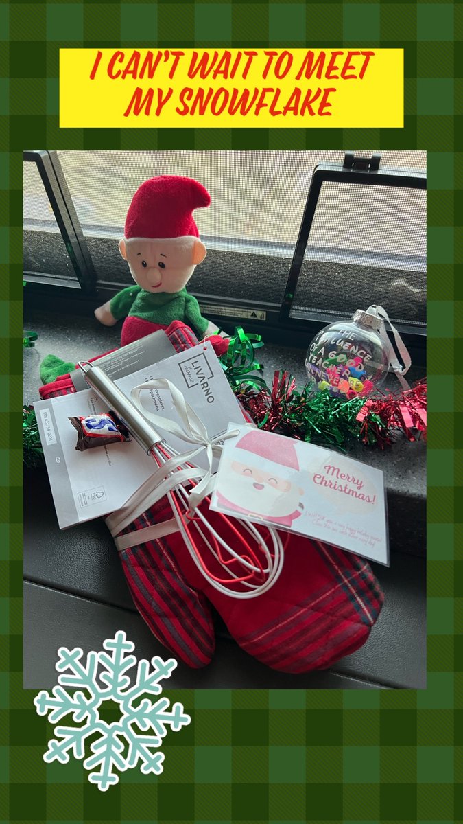 Nic918C's tweet photo. Day #3 Spirit Week ❤️
Favorite 🧦 Socks
Healthy Elfie Selfie https://t.co/SqIstQtc4e