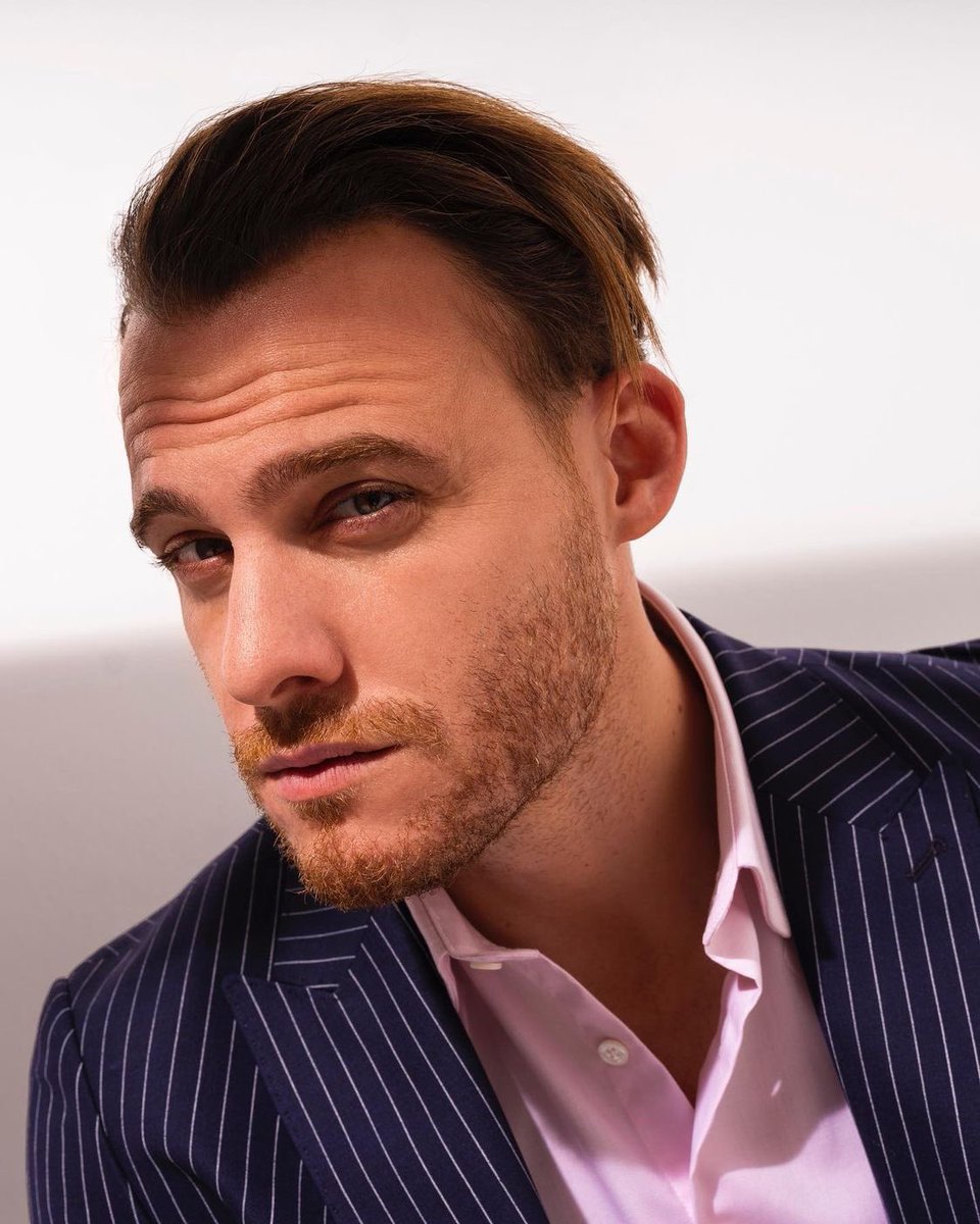 thebursinvoting's tweet photo. 📊| ACOTY Stats !! 
LAST HOURS FOR SOCIAL MEDIA 🚨

10. JJ - 92.040 (+249)
13. Kerem - 81.425 (+5179)

I vote #KEREMBÜRSIN for Asian Celebrity of the Year #ACOTY2022 #NETIZENSREPORT #ACOTY2022KEREMBÜRSIN @thenreport

🎯: 400 replies

Vote for the ACOTY 👉🏻 https://t.co/w39d0SwqMZ https://t.co/5TSIvFF8nL