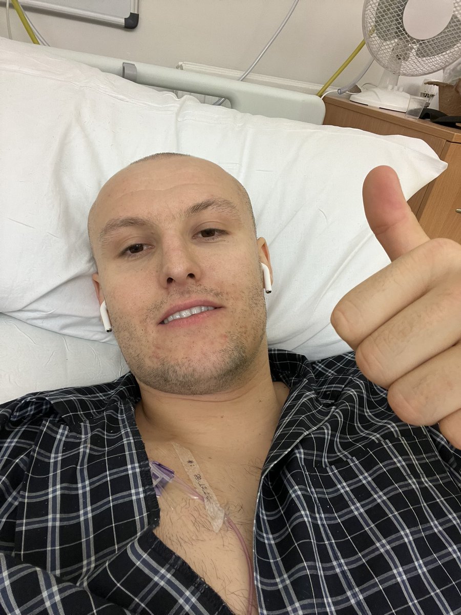 Thank you for the messages of support from every single person, the strength they’ve given my family can’t be described. It’s been one hell of a year to say the least. Staying positive and taking each day as it comes💪 got to try and keep the mind healthy🧠