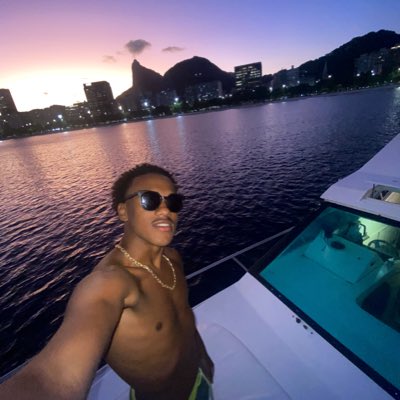 pftrem's tweet photo. #NovaFotoDePerfil https://t.co/Vi7MtdcLE8