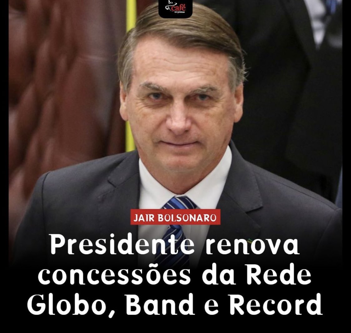 laerschuster's tweet photo. E tem gente que ainda fica na frente de quartel. Acreditam que haverá uma bala de prata ou algum coelho que sairá da cartola antes da posse de Lula na virada do ano. Tapa na cara do brasileiro sonhador. https://t.co/QGrtlomJSX