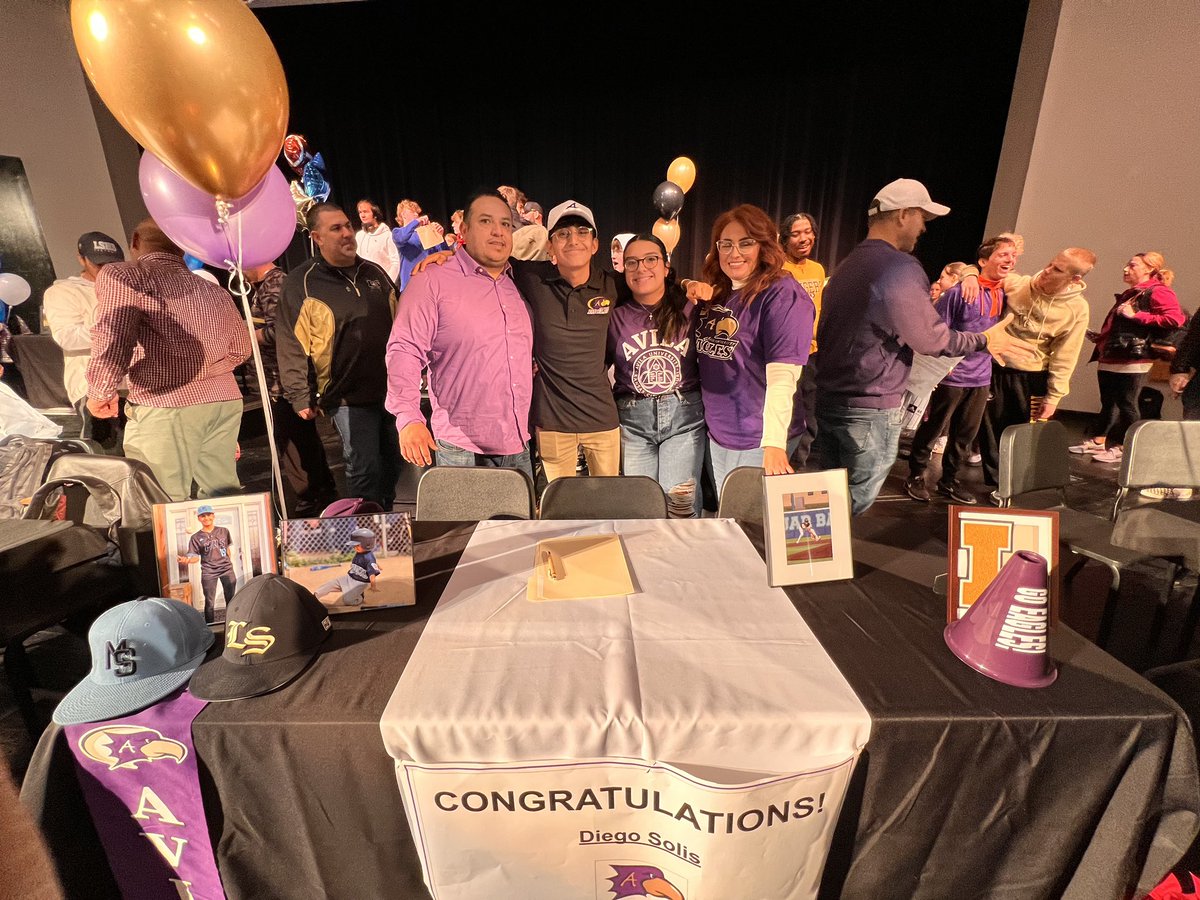 DiegoSolis2023's tweet photo. #Committed #GoEagles🦅 @macnseitzkc @NikolausCrouch @LSCoach13 @AvilaBaseball https://t.co/OOfyz1w0T7