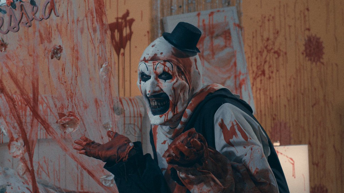 TERRIFIER 2 is now available on Vudu - vudu.com/content/movies… - and we've got TWO FREE DIGITAL CODES to giveaway. To enter, make sure you're following this account and RT this tweet. Winners will be selected on 12/22. US only. Good luck!