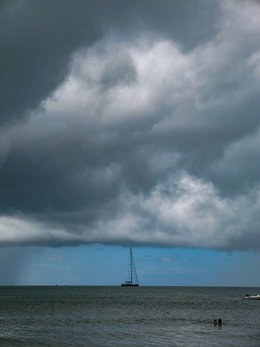 Jurerê. Florianópolis SC Brazil, 21dec2022. Leica D-Lux 7.
#photo #photography #jurere #jurerein