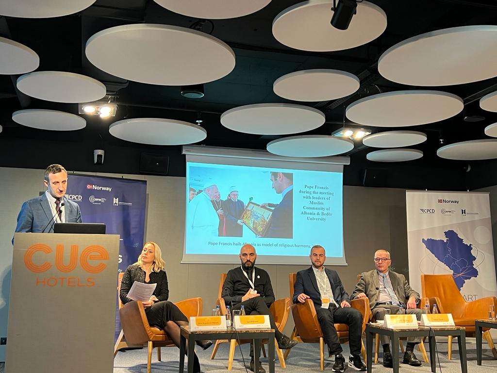 GentiKruja's tweet image. It was a pleasure to participate as a panelist in the regional conference &quot;Elephants in the civic space&quot;, part of @BalkansSmart, financed by the Norwegian Ministry of Foreign Affairs and organized in Podgorica 🇲🇪

🇦🇱🇧🇦🇽🇰🇲🇪🇲🇰🇷🇸 

#ElephantsInTheCivicSpace #SMARTlyConnected