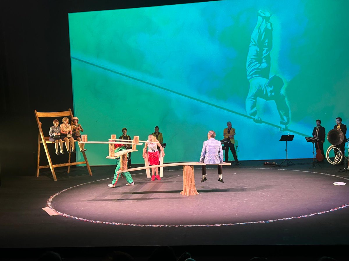 Empreses culturals tweet media