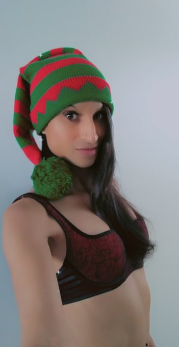 Filmed Christmas Video Today! Cumming Soon! https://t.co/bxhWA0f9B7