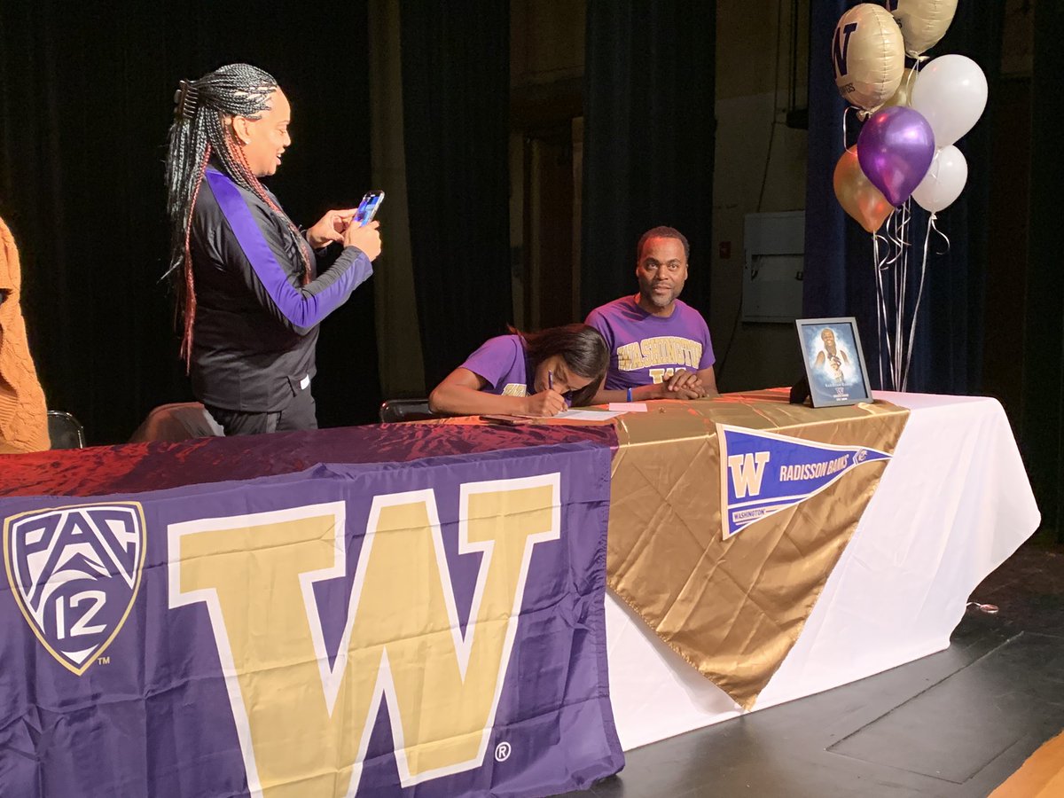 Bakersfield High (@bhsdrillers) on Twitter photo Congratulations to Tybo Rogers and Radisson Banks! These student athletes have committed to <a href="/UW/">University of Washington</a> and we are so proud of you! Way to go Drillers! Congratulations to Tybo Rogers and Radisson Banks! These student athletes have committed to <a href="/UW/">University of Washington</a> and we are so proud of you! Way to go Drillers!