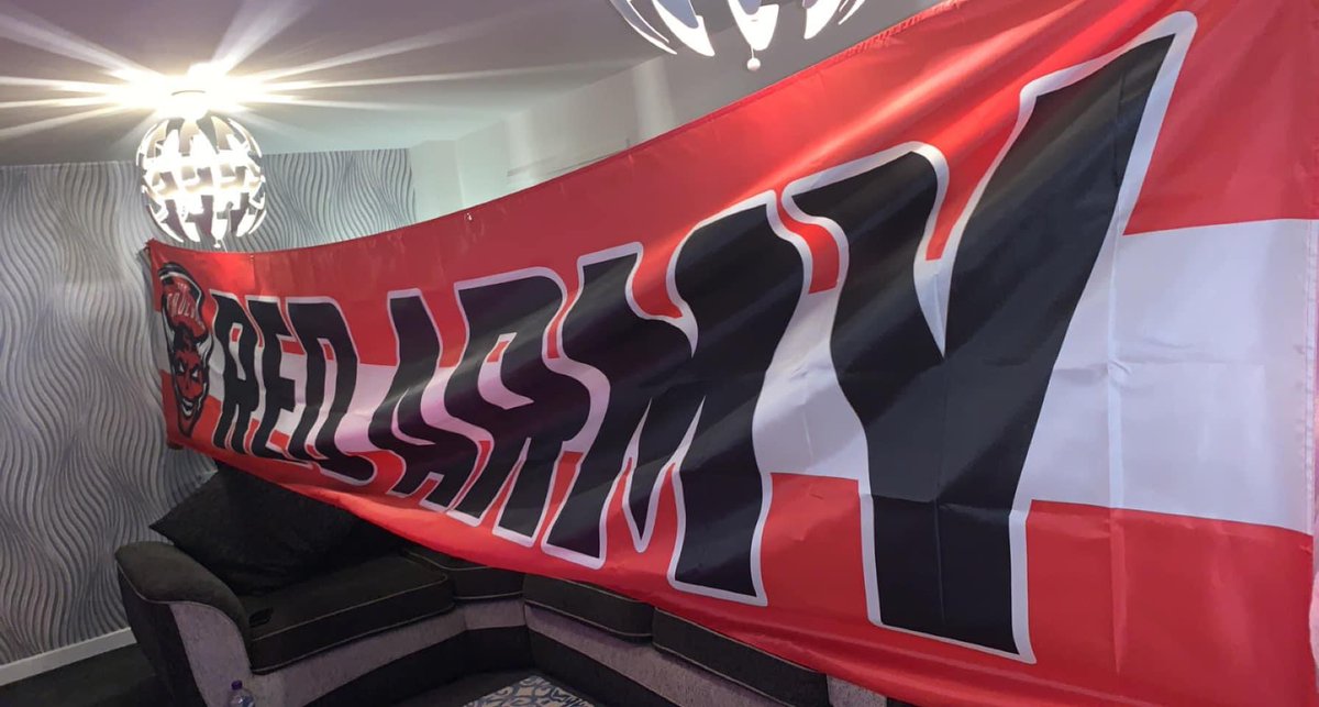 New flag for the season bring on the reds 👹🔴⚪️