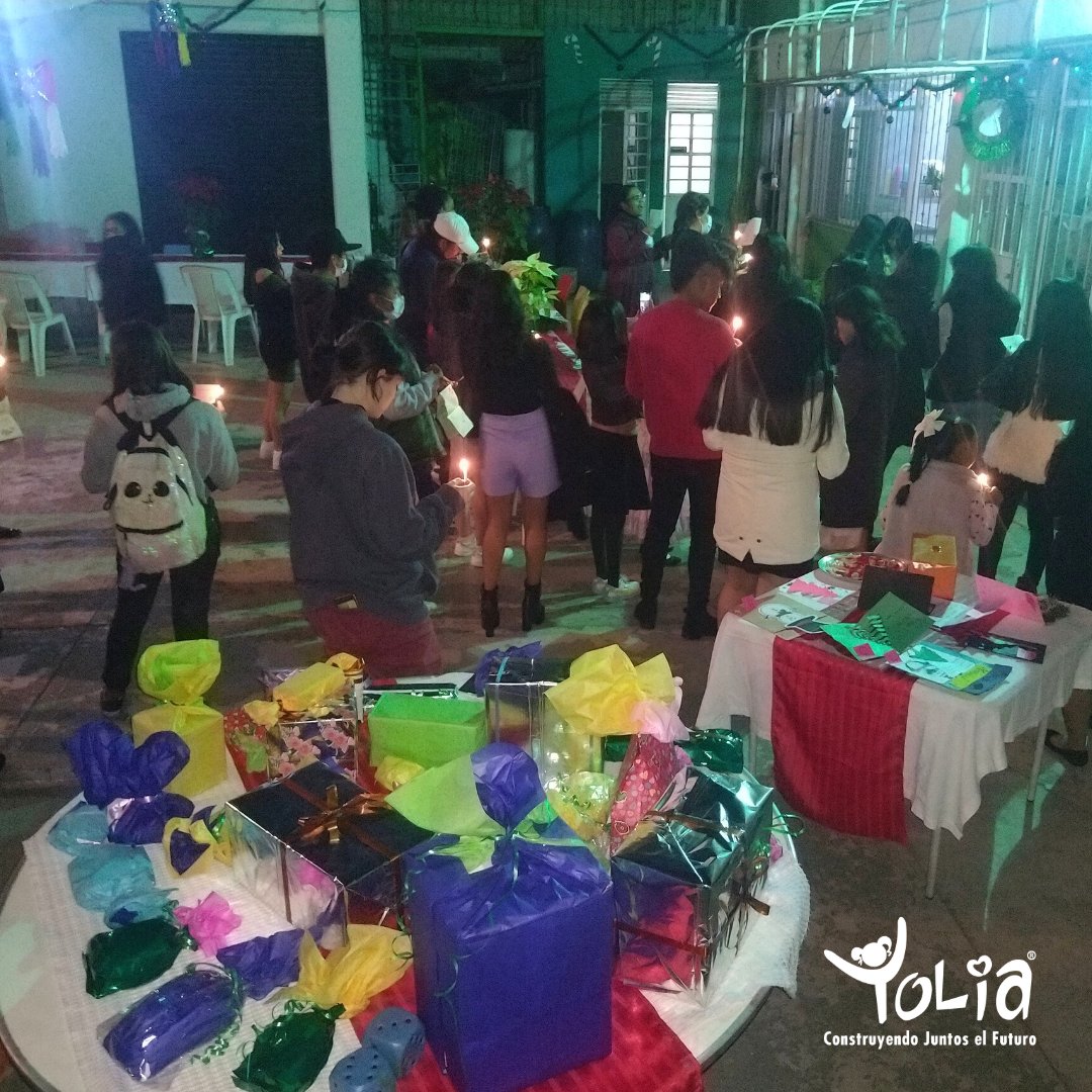 Yolia A.C. tweet media