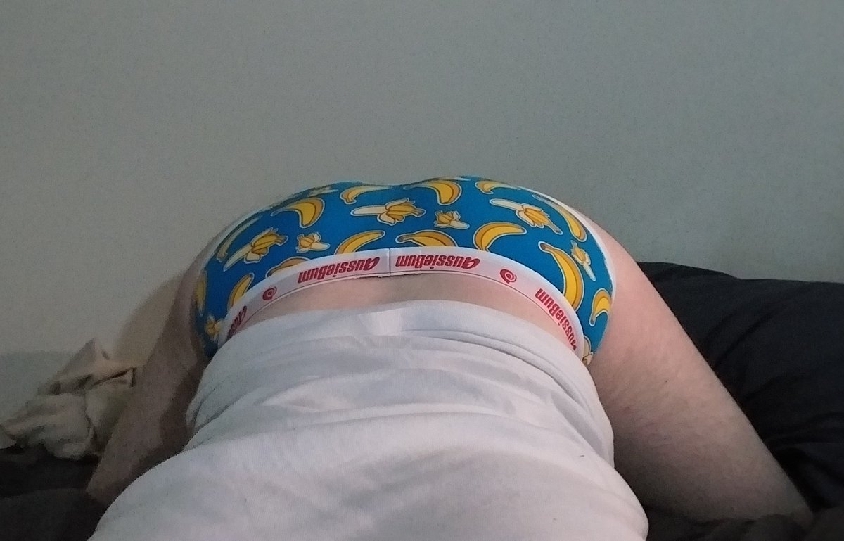 SnootoftheLoom's tweet photo. Oh no....what a position I find myself in...๐๐
#aussibum #briefs #gay #pupbutt #wedgie https://t.co/hHuhokf4Sl