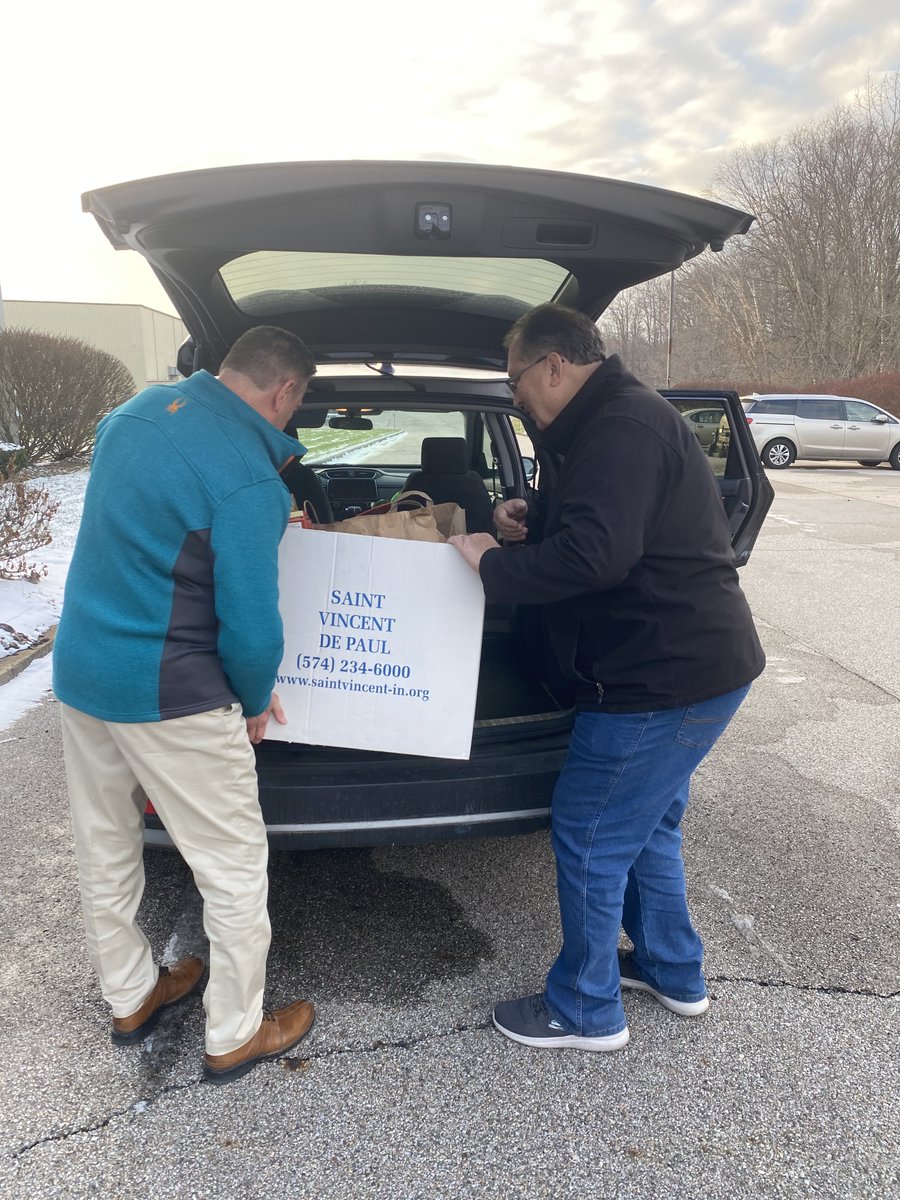We are so proud of #TeamGrotnes for their generosity this Holiday Season. Employees came together to participate in a successful food drive to benefit the St. Vincent de Paul Society food pantry – thank you to each and every one of you!