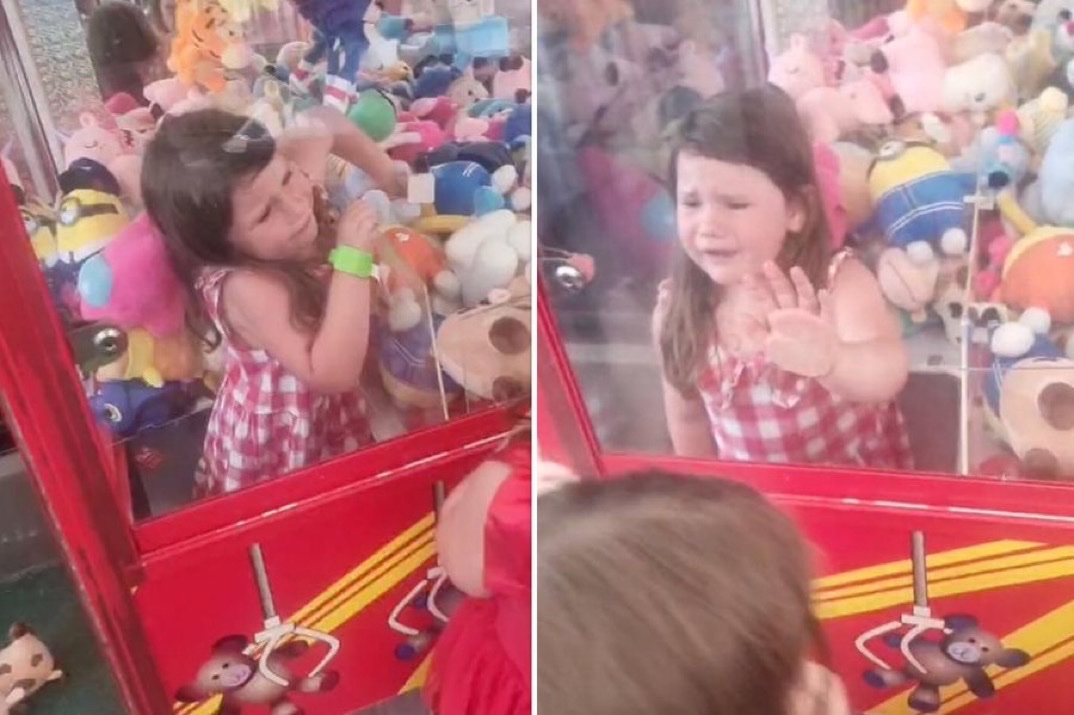 DailyLoud's tweet photo. A little girl gets trapped in claw machine after trying to steal teddy bears‼️ https://t.co/G7F91o8fnr