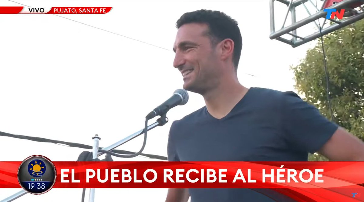 todonoticias's tweet photo. AHORA - La emoción de Lionel Scaloni en Pujato: "Creí que ya había llorado todo, pero me queda"

https://t.co/2JLP7R4gg0 https://t.co/xKmzsgJOBV