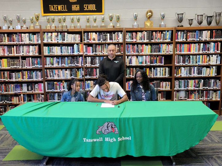 CassiusHarris4_'s tweet photo. Thanks to everyone who made this possible 💙✍🏾 https://t.co/MNfPWSzboU