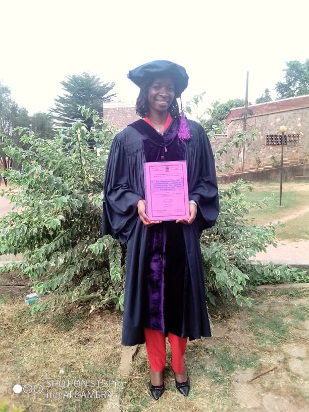 “Ph.D graduated” Major : entomology, parasitology, molecular biology
I am grateful to all the people who supported me : My supervisor @nkondjio my peers at @oceac, my family, @cwondji @HigherWomen @Caprown @womeninmalaria @Pamca_Wivc. A new chapter will start now…