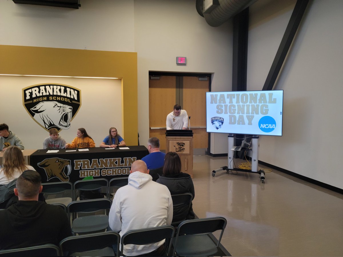 Sabergirlsgolf's tweet photo. Congrats to our own Olivia Schueller who committed today to @marian_wi for Women's Golf! So proud of Olivia and her hard work! Congrats Liv! https://t.co/IcE1pMVE8k