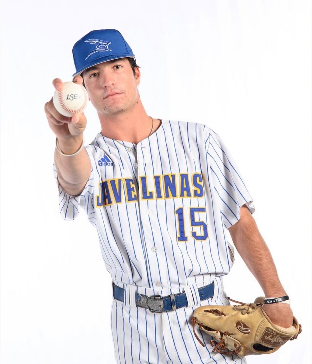 kobejaramillo27's tweet photo. Run it back! #year3 @JavelinaBSB https://t.co/VpADxFbyrI