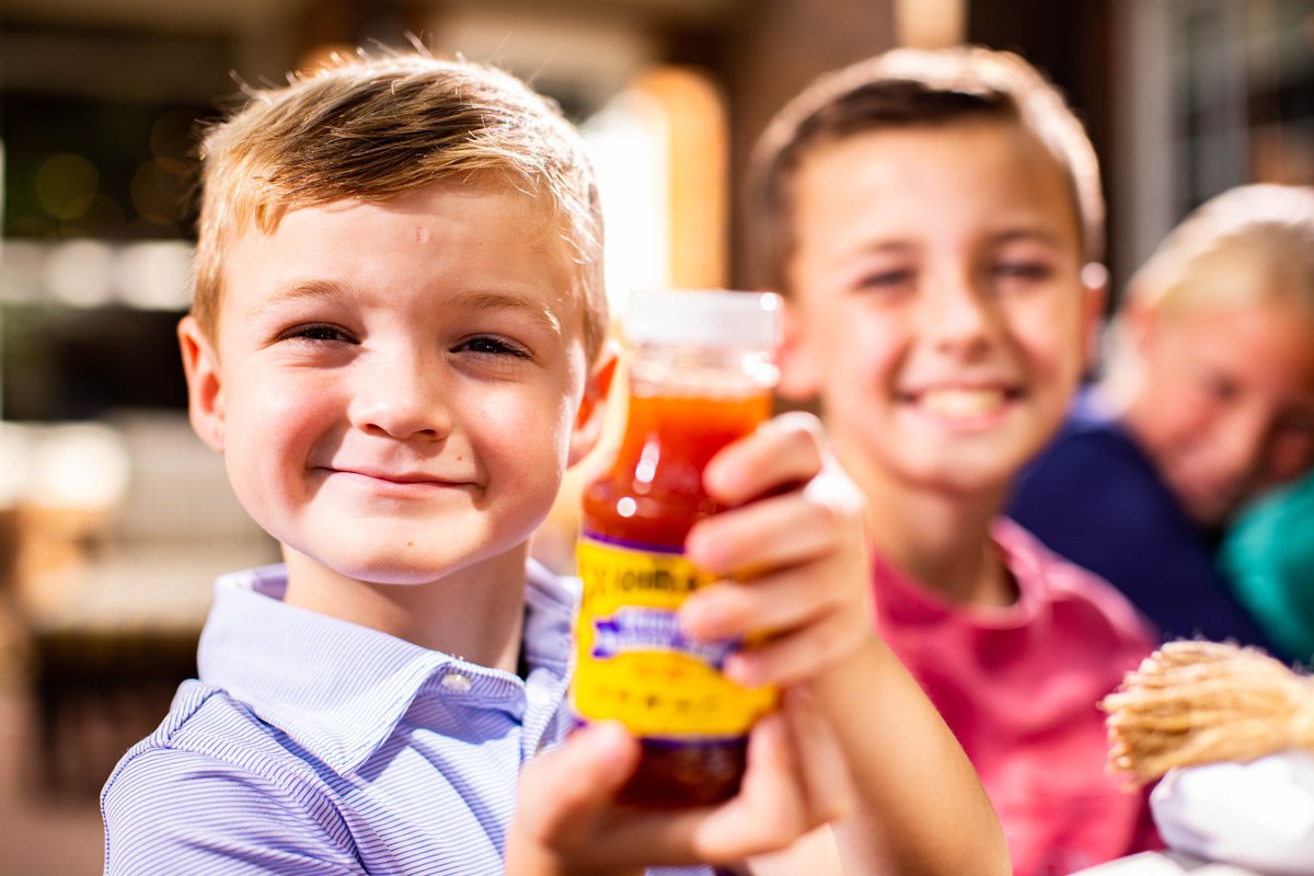 Anybody else cracking into their stockings early this season?

If you're loaded with George's 8 oz bottles, we don't blame you! And if you're sneaking in some final holiday shopping, we've got you covered. // #GrabAGeorges

SHOP: georgesbbqsauce.com