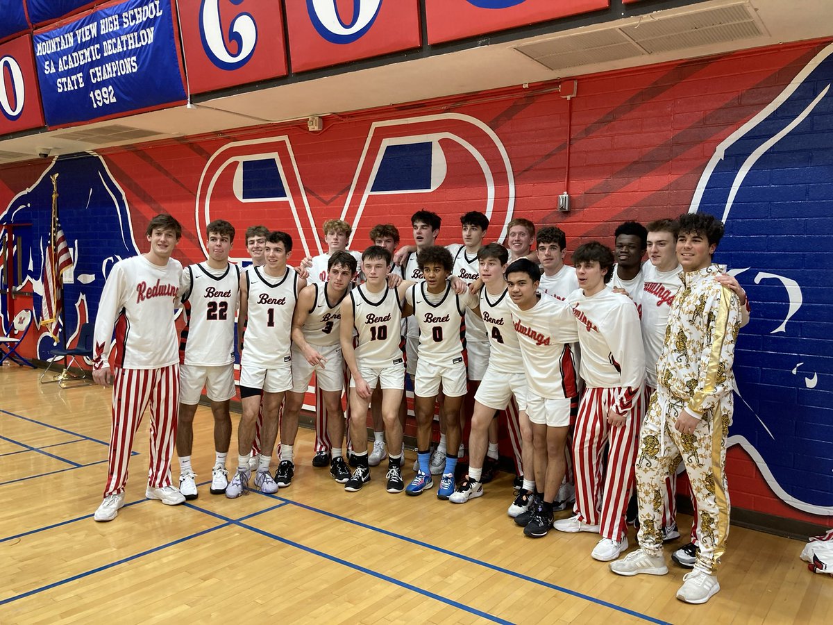 The Redwings beat Higley 63-54 to finish The Mesa Basketball Challenge 3-0. We will not play a 4th game as we decided to fly home early morning and hopefully beat the snow storm. Next up Ponitac! Thank you <a href="/MonarchSportsAZ/">Monarch Sports 🔊</a> for a great shootout!
